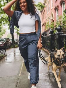 Instagram post by @yvonnesimone