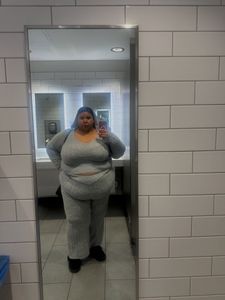 Instagram post by @auni_shauni