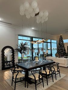 Instagram post by @spanglishfashion