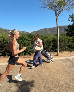 Instagram post by @em_sisson_