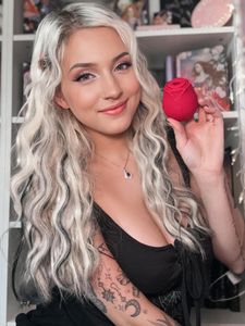 Instagram post by @kyliesnowauthor