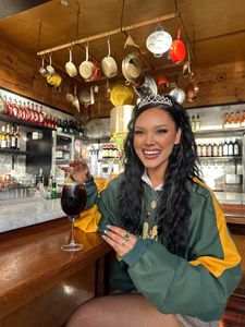 Instagram post by @cely