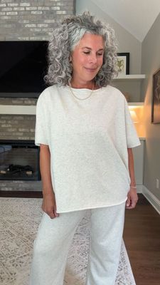 Instagram post by @welcometomycurls