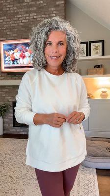 Instagram post by @welcometomycurls