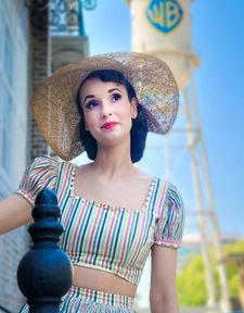 Instagram post by @ashleyanne.vintage