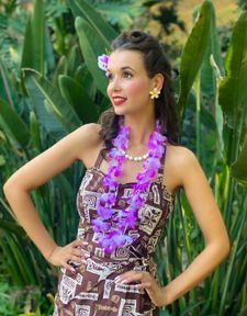 Instagram post by @ashleyanne.vintage