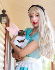 Instagram post by @ashleyanne.vintage