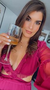 Instagram post by @drinkcabstayfab