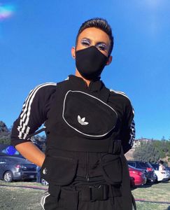 Instagram post by @rogermuru