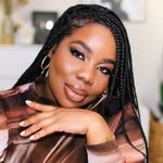 @lovelyanneka Instagram Profile