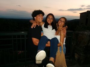 Instagram post by @funnel_mom