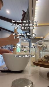 Instagram post by @courtneycollingsworthmetz