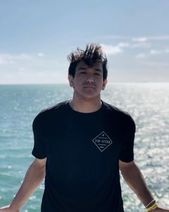 Instagram post by @cesaragredajj