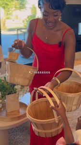 Instagram post by @shenavici