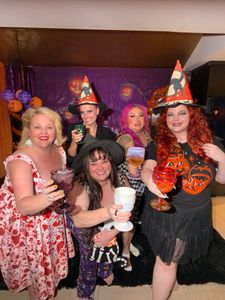 Instagram post by @eatdrinkcat