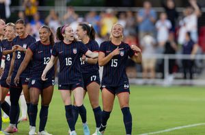 Instagram post by @clairehutton11