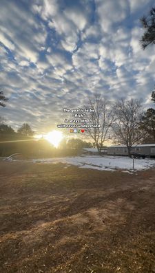 Instagram post by @liaaa_stephany