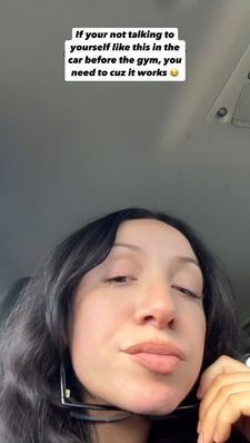 Instagram post by @liaaa_stephany