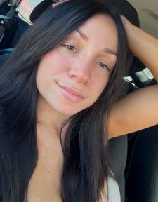 Instagram post by @liaaa_stephany