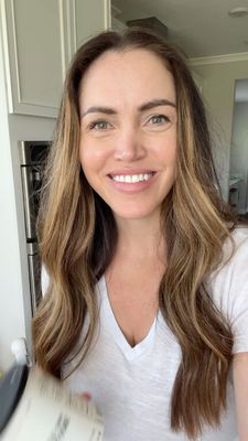 Instagram post by @aleahstander