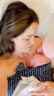 Instagram post by @aleahstander