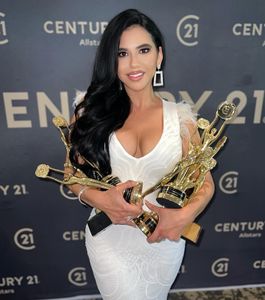 Instagram post by @ladydh_topproducer