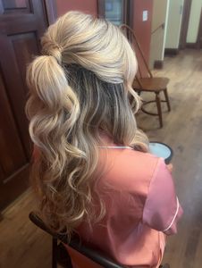 Instagram post by @lexileehair