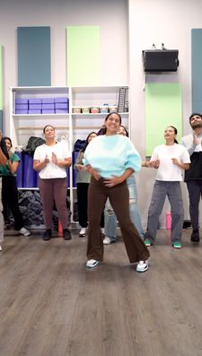 Instagram post by @sneadesai