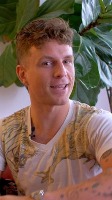 Instagram post by @mickythemonkeyman