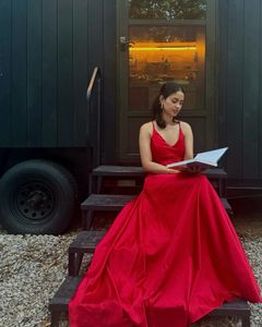 Instagram post by @reshahahahahaha