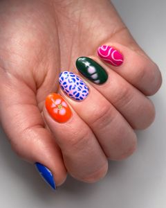 Instagram post by @studiobarinails