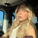 @addistring Instagram Profile