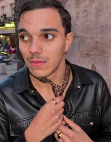 Instagram post by @warrenlefevre