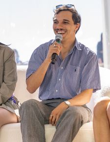 Instagram post by @warrenlefevre