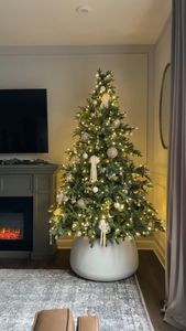 Instagram post by @homeonelleavenue