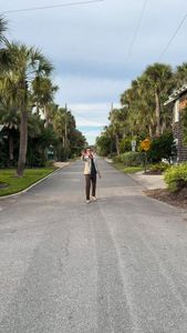 Instagram post by @ariart