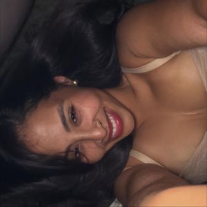 Instagram post by @yas_annette