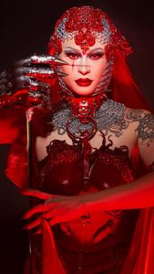 Instagram post by @evayoung_