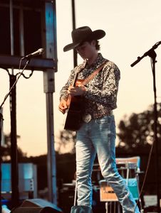 Instagram post by @thepresleybarker