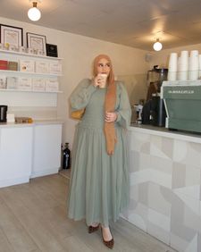 Instagram post by @modestly.ahdi