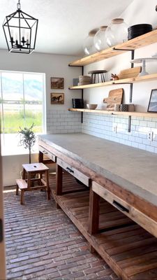 Instagram post by @athomewithkaraallen