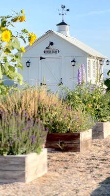 Instagram post by @athomewithkaraallen