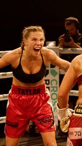 Instagram post by @taylahrobertson