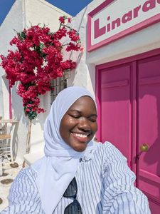 Instagram post by @reinesenegalese