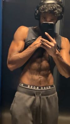 Instagram post by @rowheimfarooqui