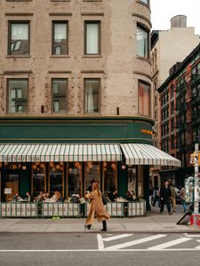 Instagram post by @gabriellavalladares