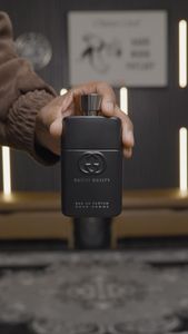 Instagram post by @kyzarcloset