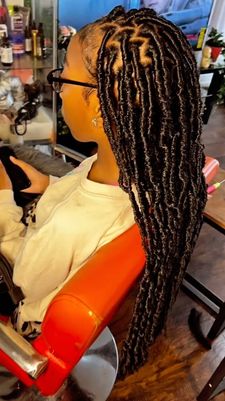 Instagram post by @i_doo_hair