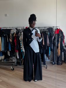 Instagram post by @hollywoodthegenerous