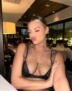 Instagram post by @destinybowers